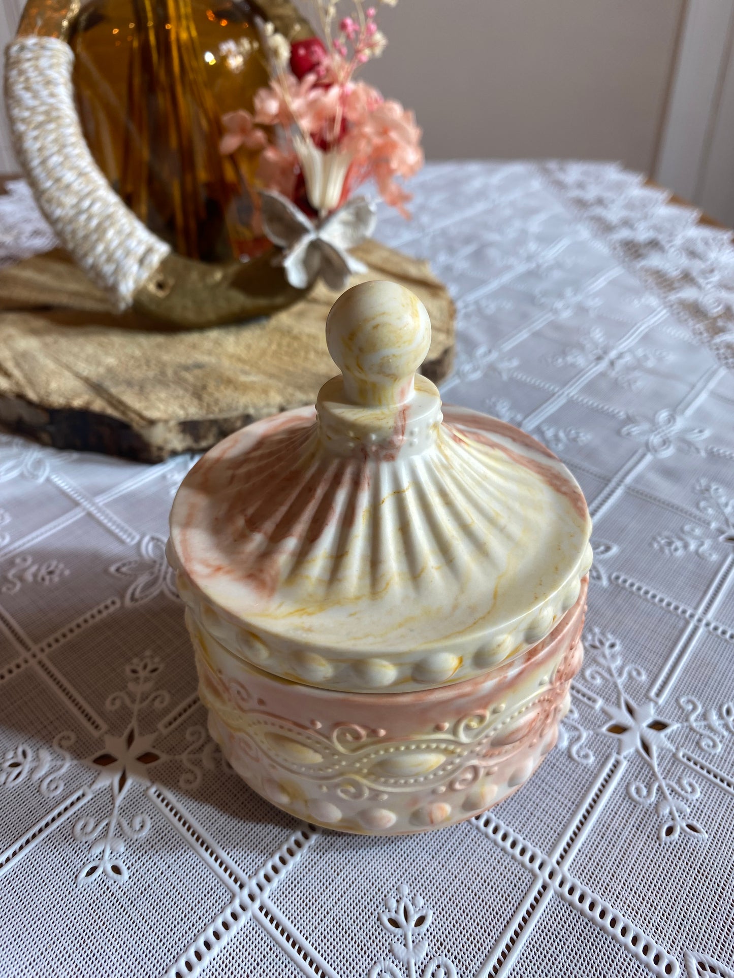 Pot motif antique (plusieurs coloris)