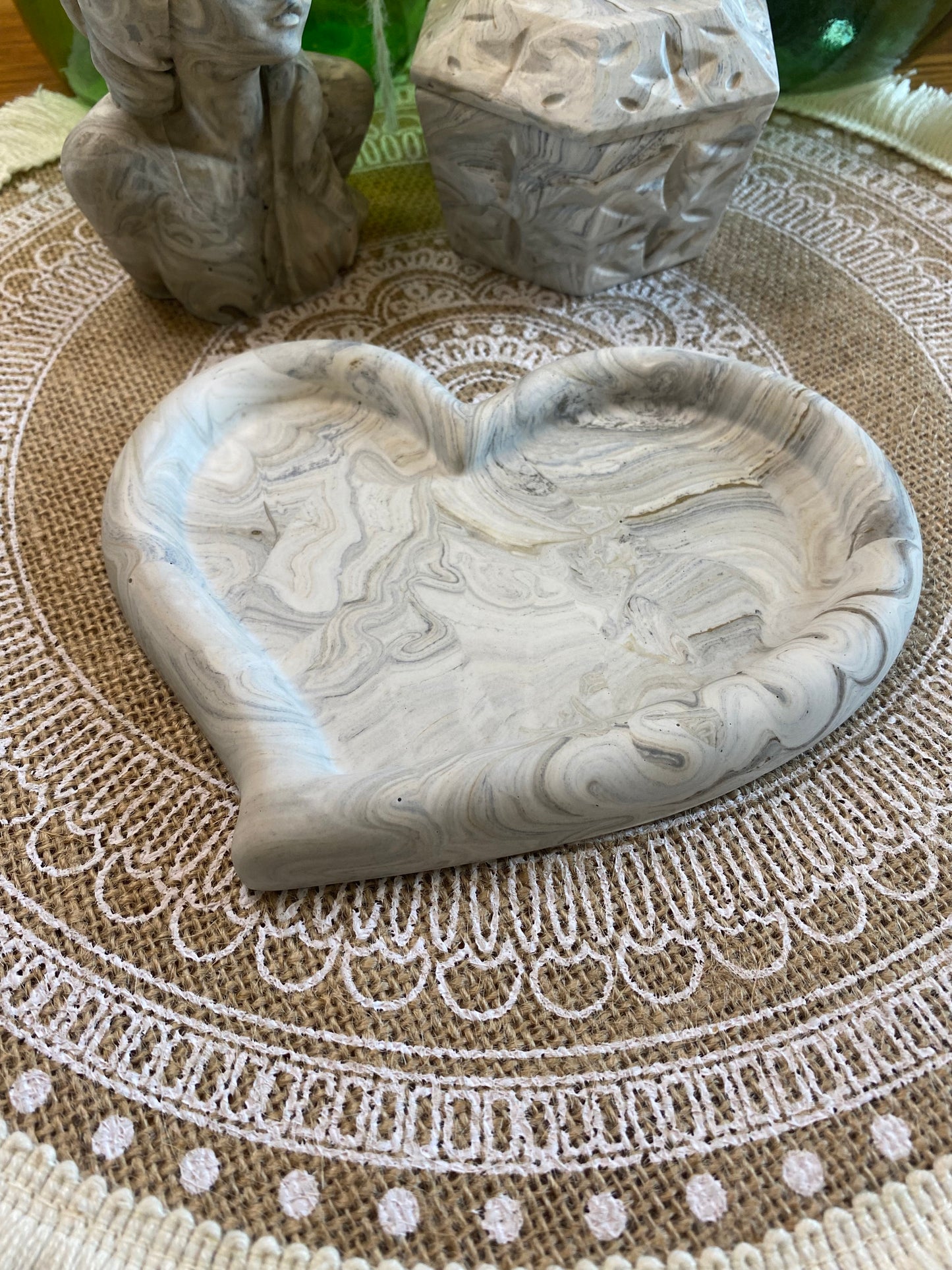 Vide poche coeur irrégulier