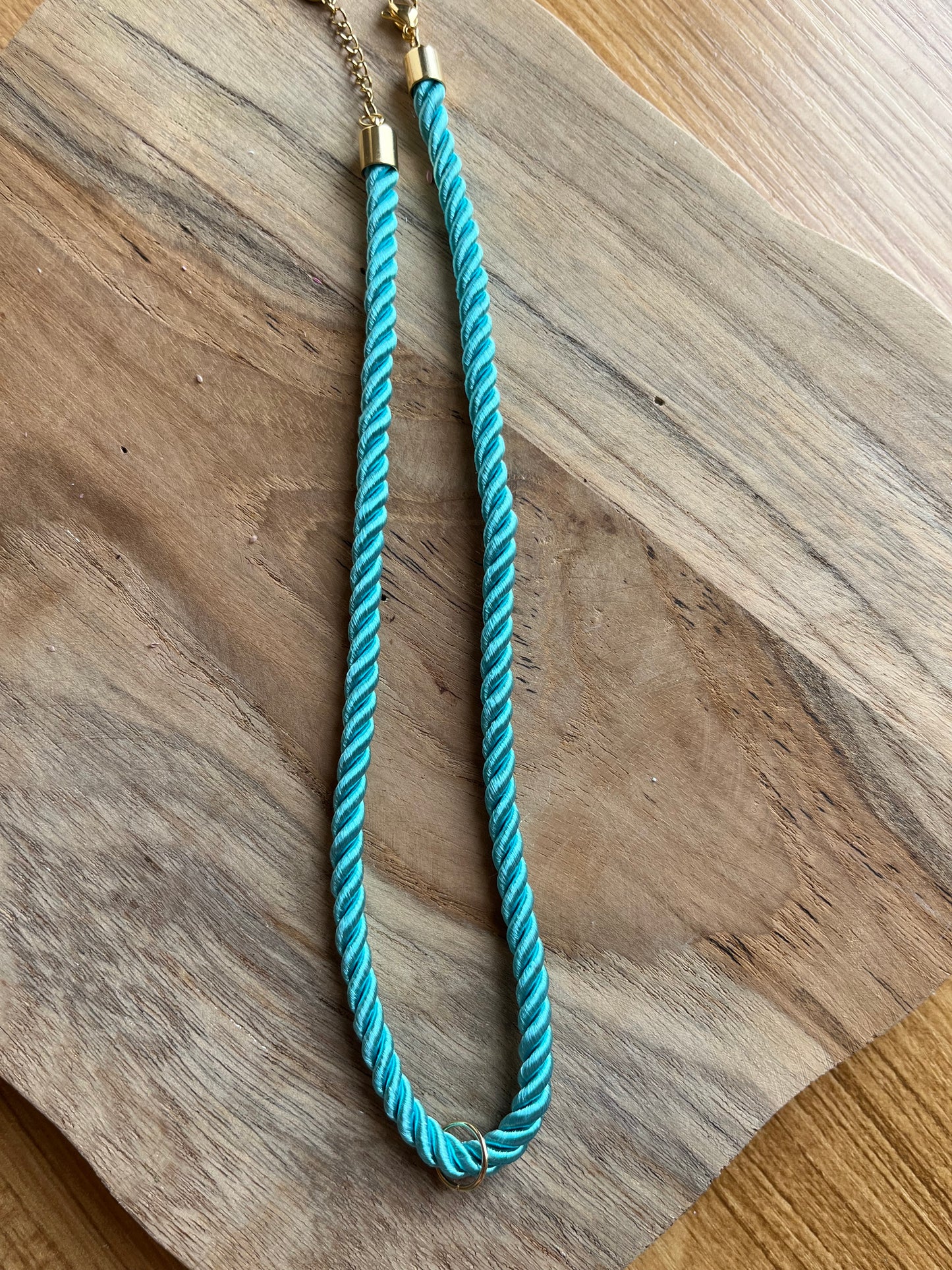Collier interchangeable