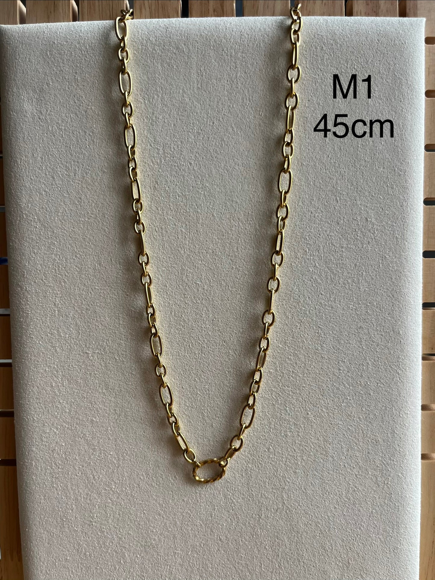 Collier interchangeable