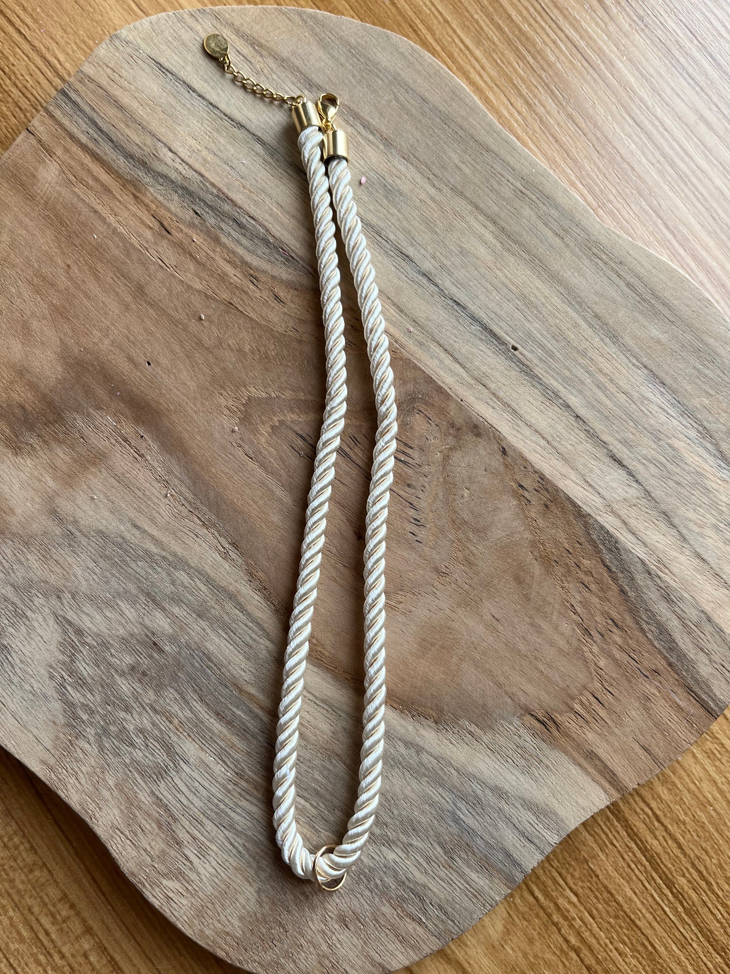 Collier interchangeable